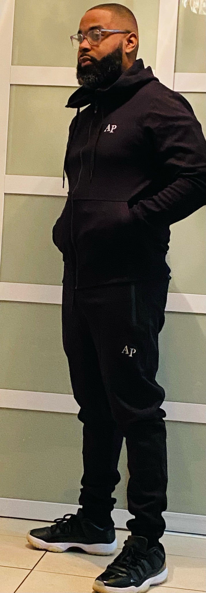 Ap tech suit black